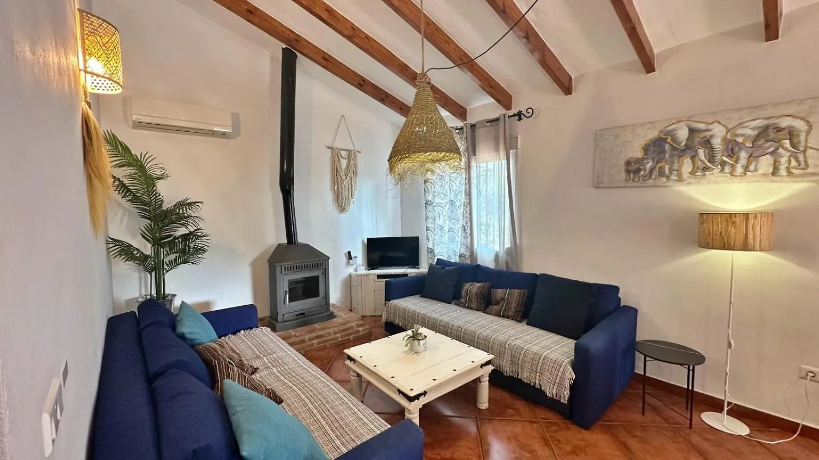 Villa Barbara Piscina Vallada Con Barbacoa By Andaraholidays Malaga