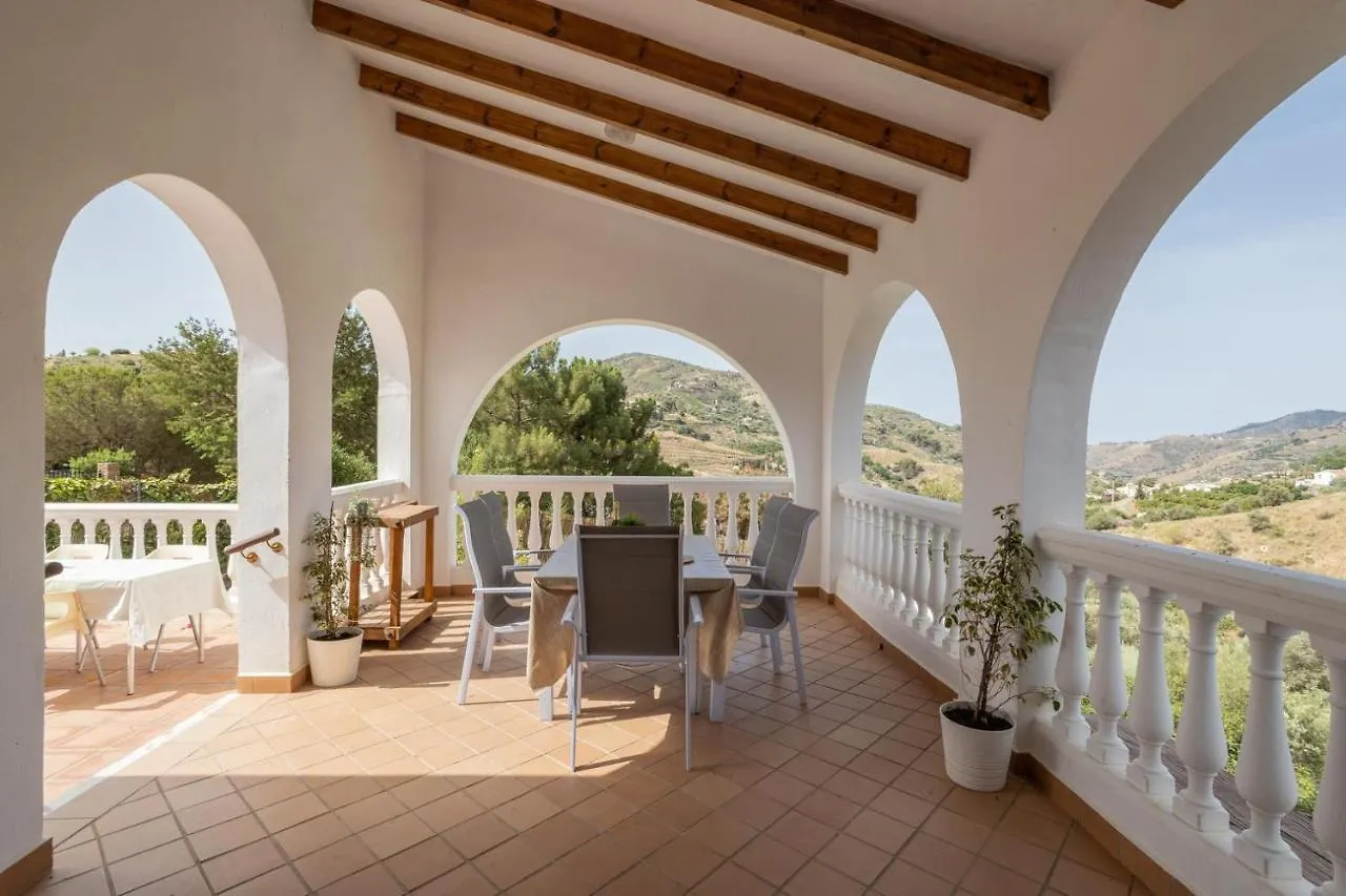 Villa Bárbara Cómpeta by Bossh Hotels Málaga
